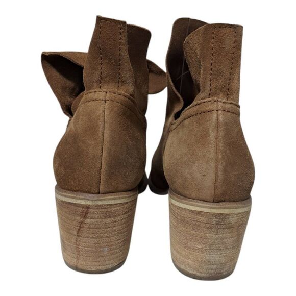 BP Women's Tan Suede Ankle Booties Almon Toe Classic Boho Sz 9 - Picture 6 of 9